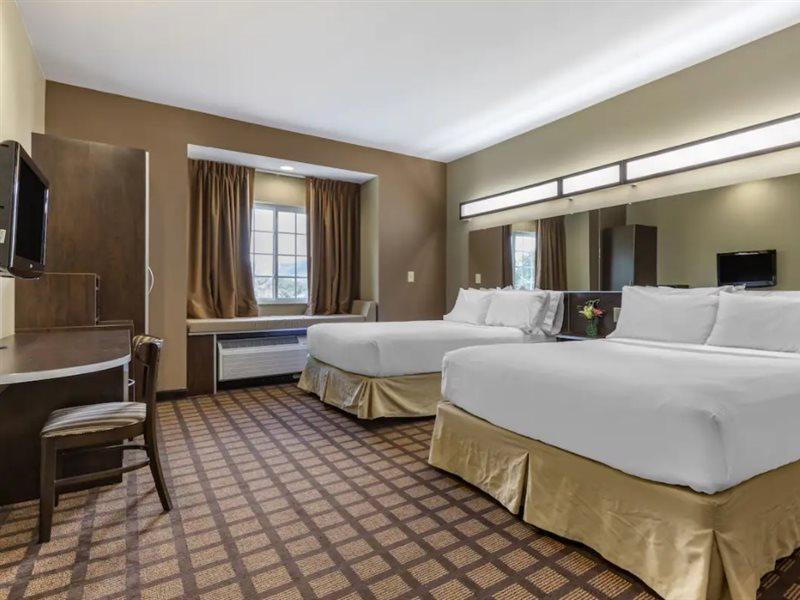 Microtel Inn & Suites Dillsboro/Sylva Exteriör bild