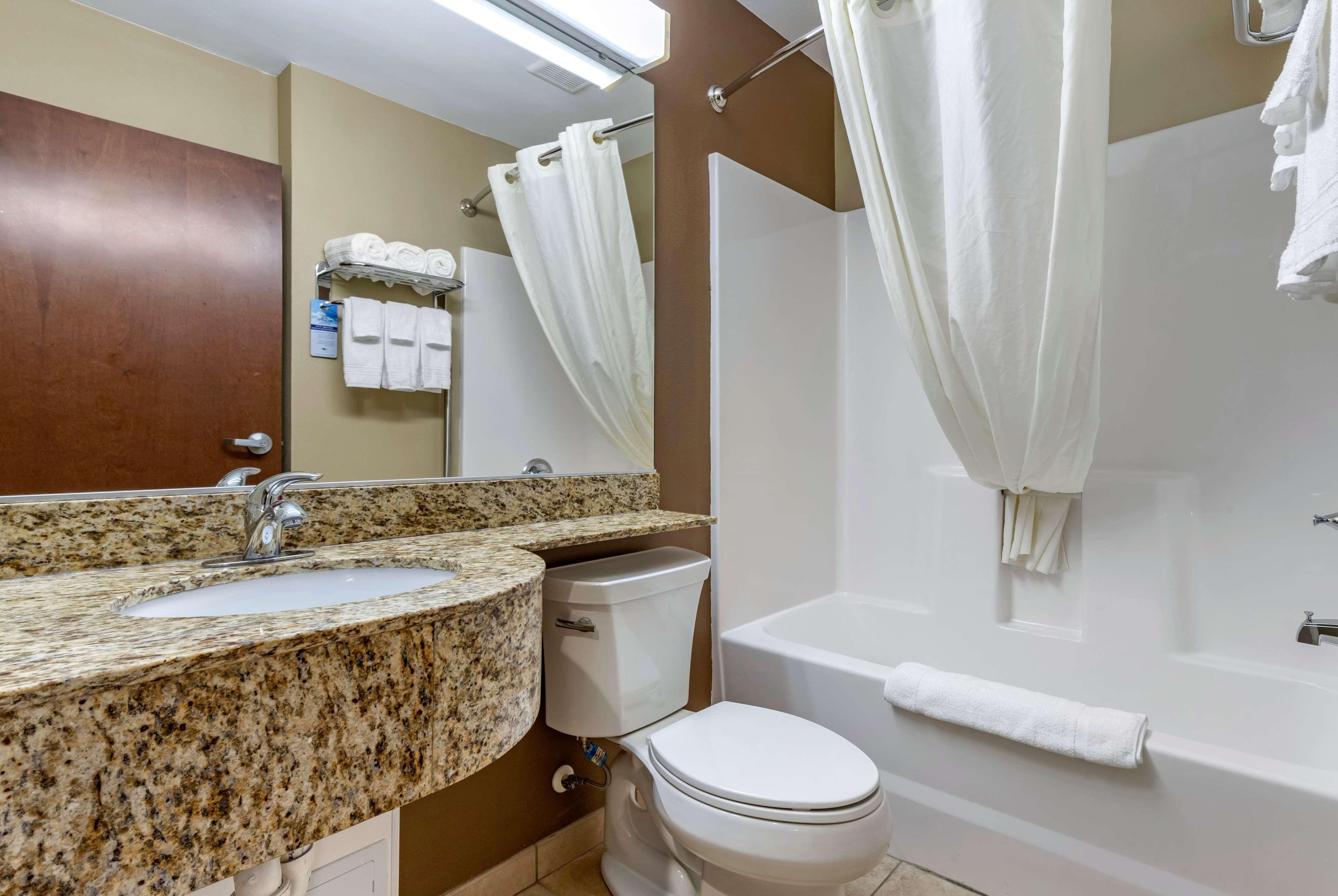 Microtel Inn & Suites Dillsboro/Sylva Exteriör bild