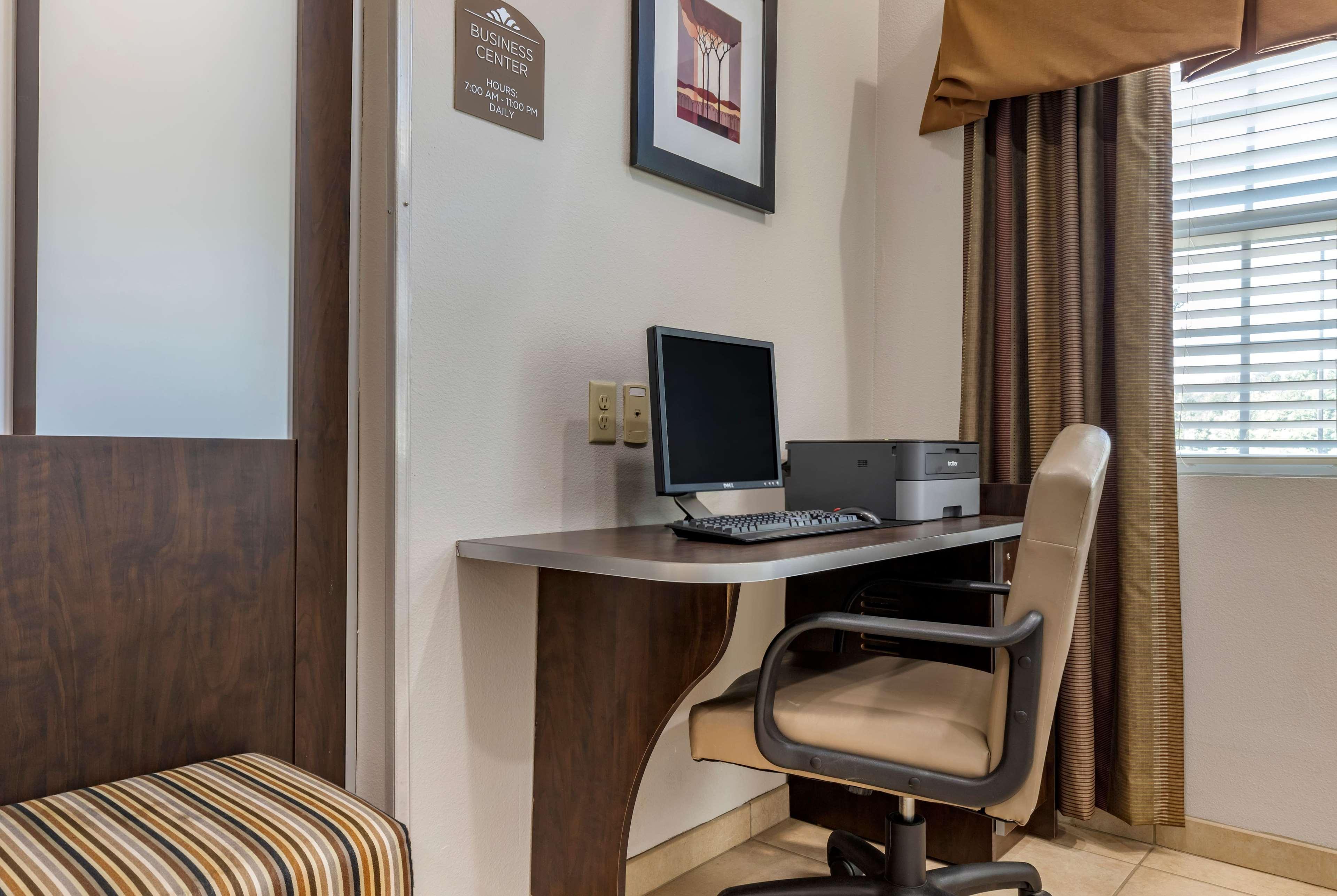 Microtel Inn & Suites Dillsboro/Sylva Exteriör bild