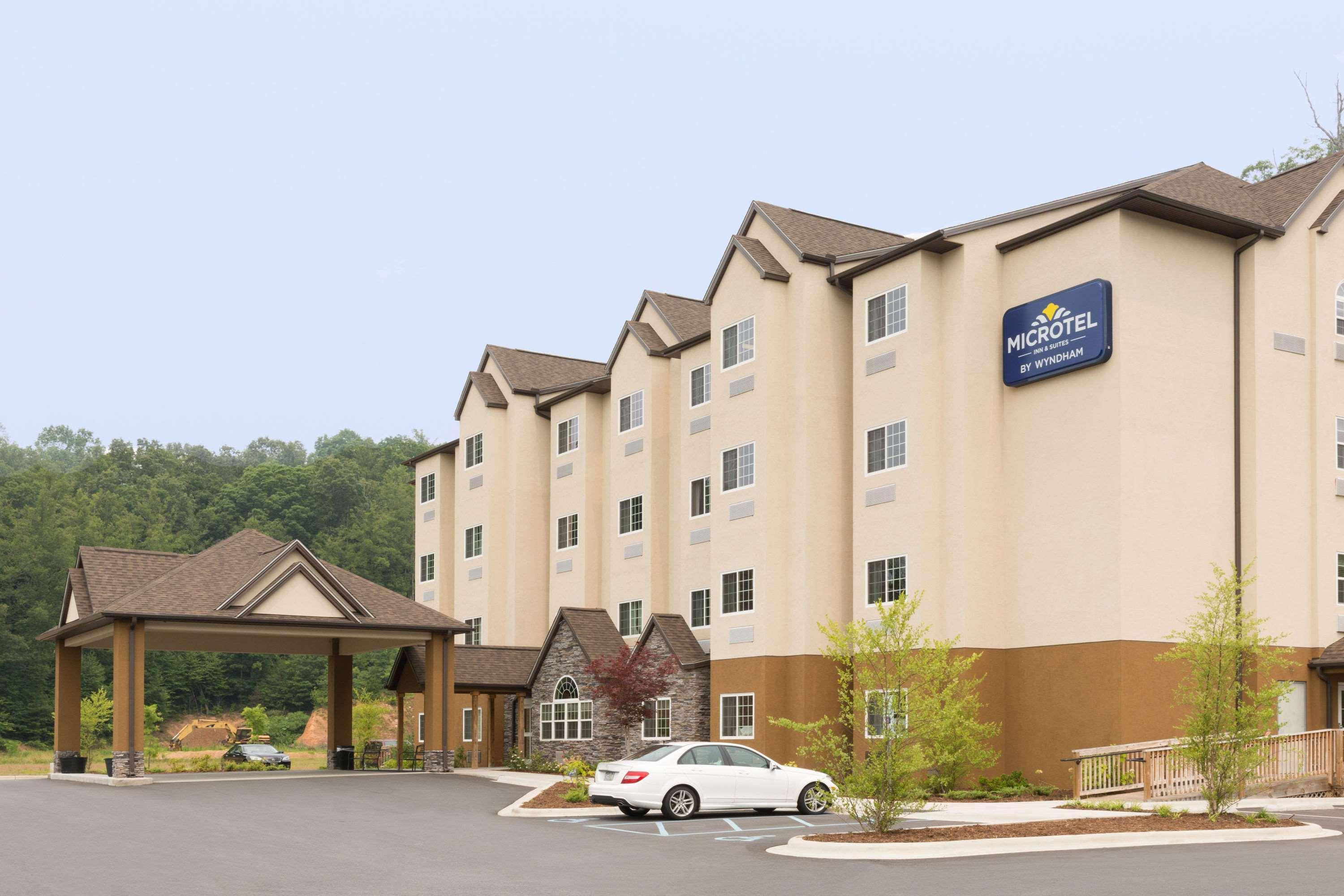 Microtel Inn & Suites Dillsboro/Sylva Exteriör bild