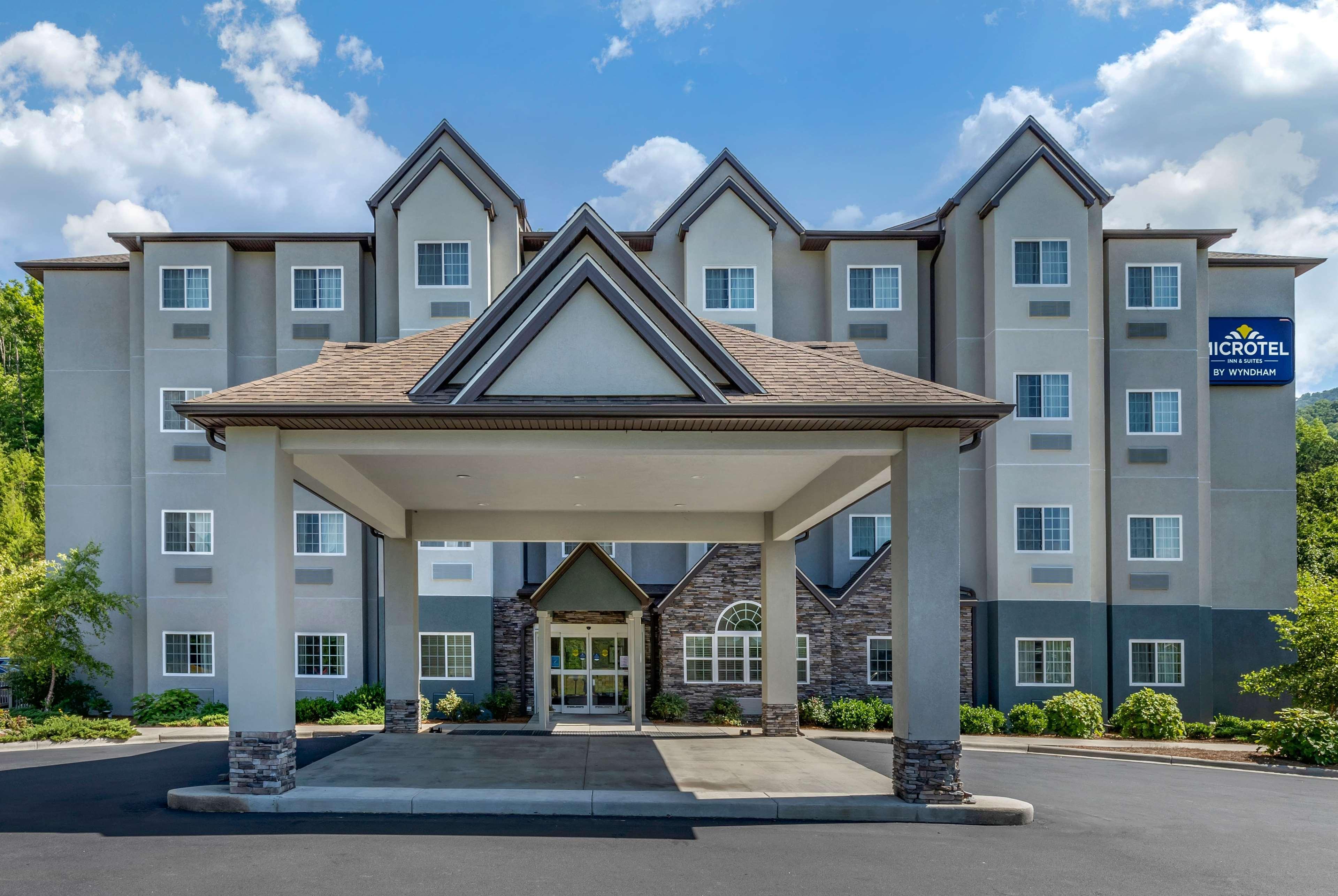 Microtel Inn & Suites Dillsboro/Sylva Exteriör bild