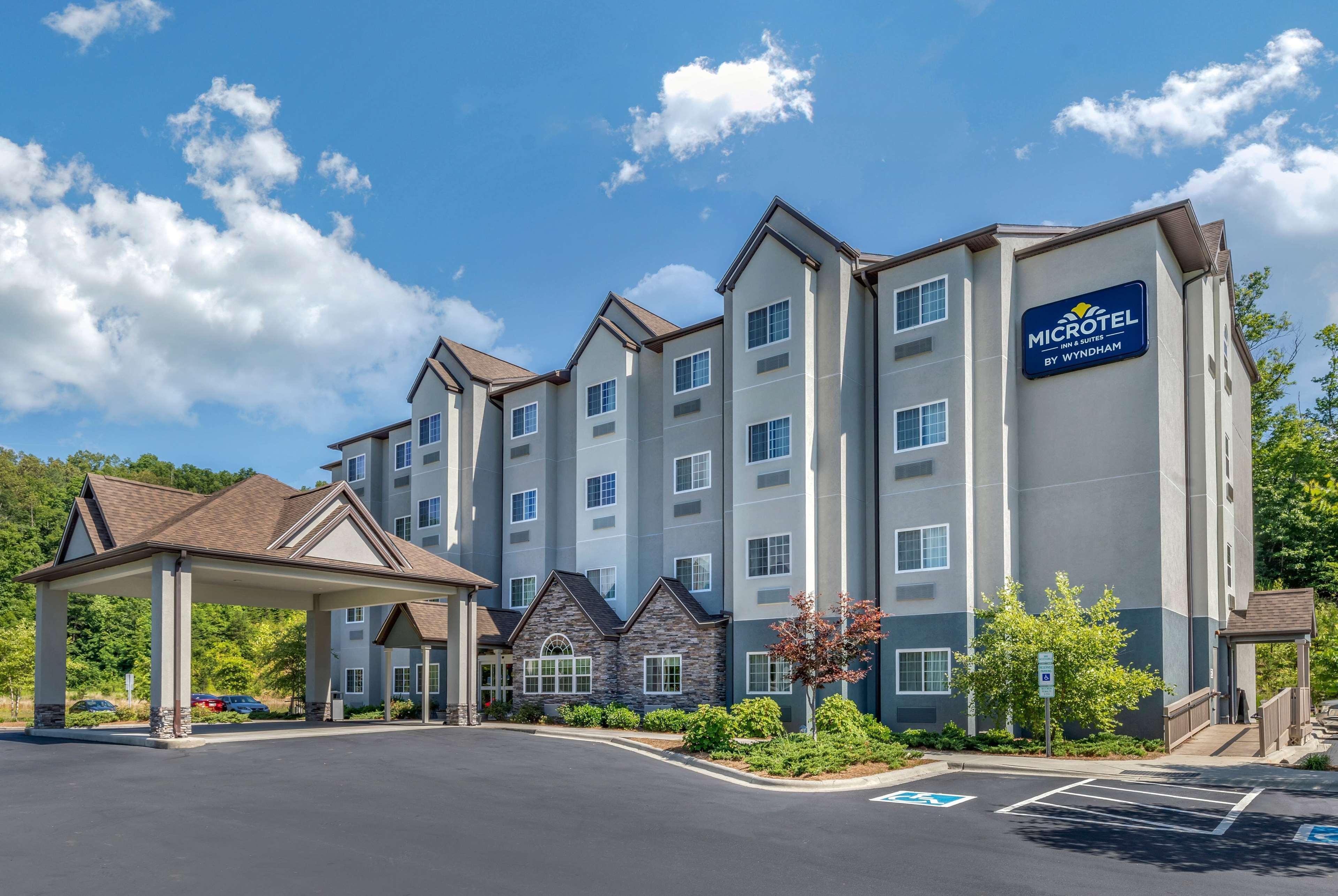Microtel Inn & Suites Dillsboro/Sylva Exteriör bild