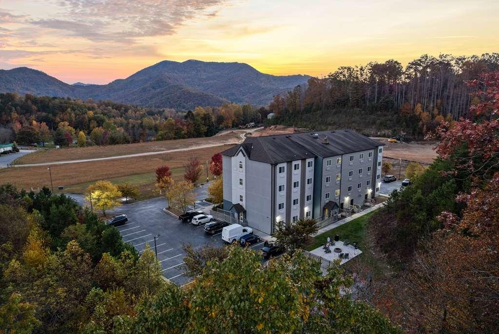 Microtel Inn & Suites Dillsboro/Sylva Exteriör bild