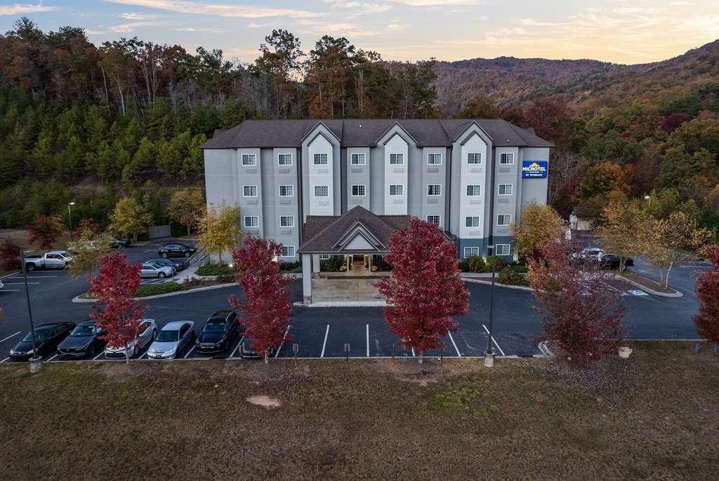 Microtel Inn & Suites Dillsboro/Sylva Exteriör bild
